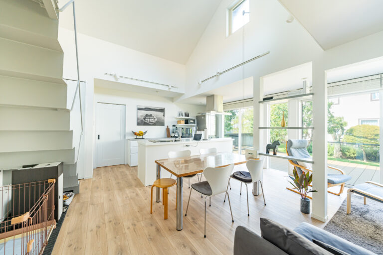 リフォームで憧れのアイランドキッチンに！知っておくべきメリット・デメリット