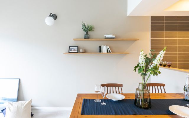 インテリアが際立つシンプルスタイル