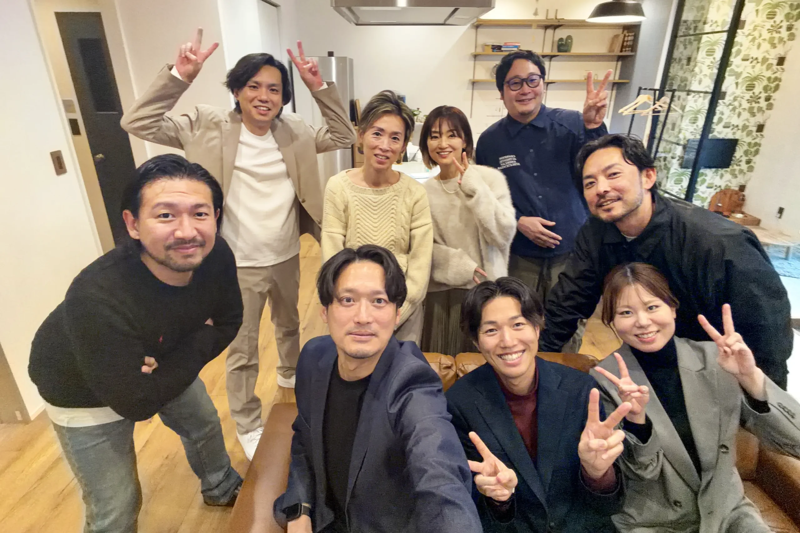 フリーズライフのチーム