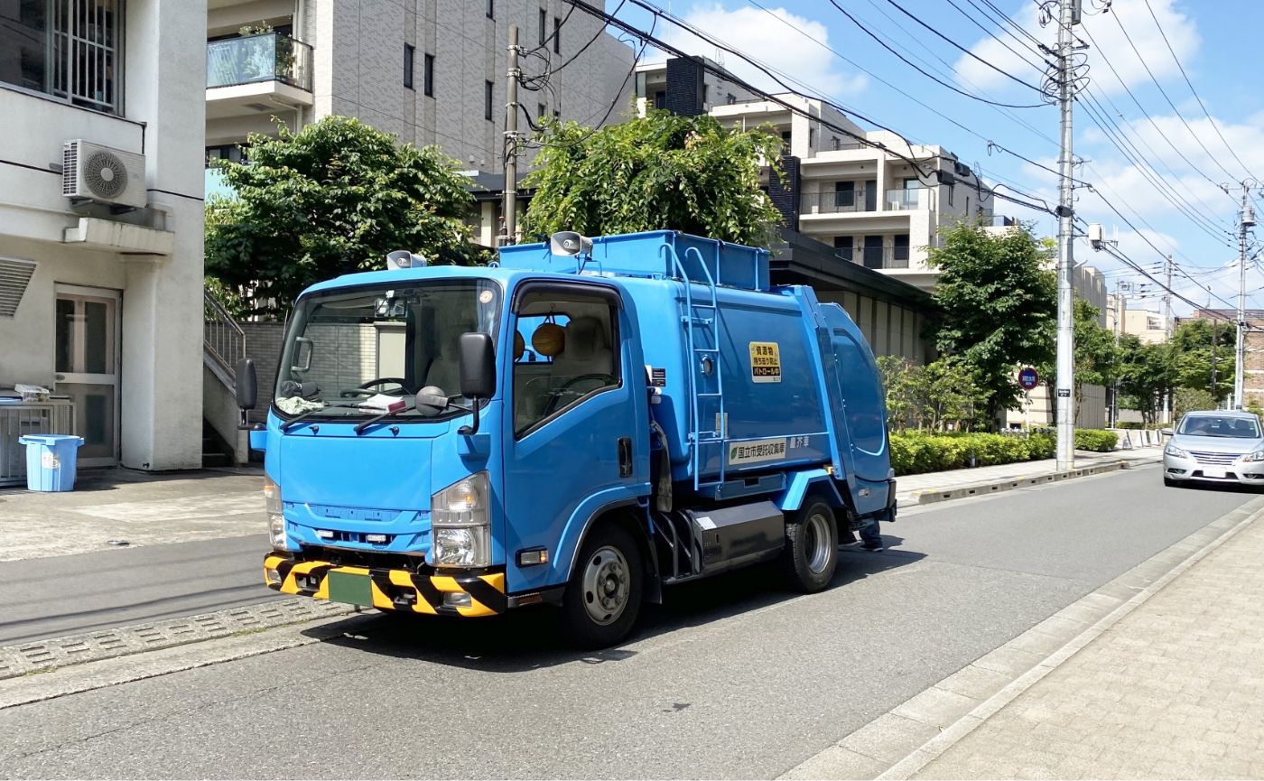 ごみ収集車