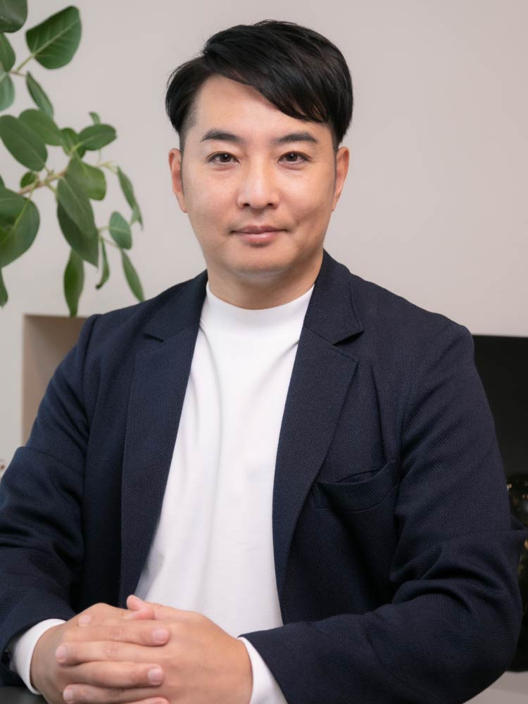 K.Ono