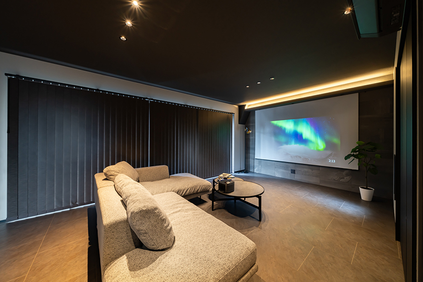 陰影で魅せる、都会的ミニマルモダン